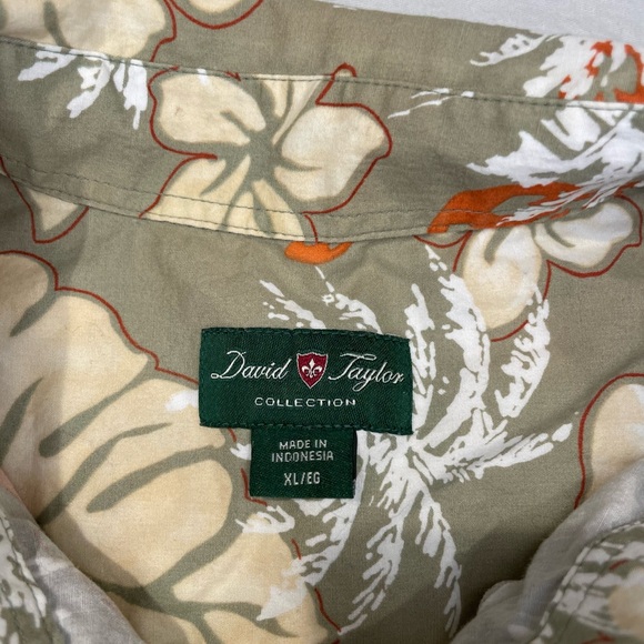 David Taylor Hawaiian Shirt XL Aloha Floral Palm Tree Button Up Vacation - Picture 5 of 6